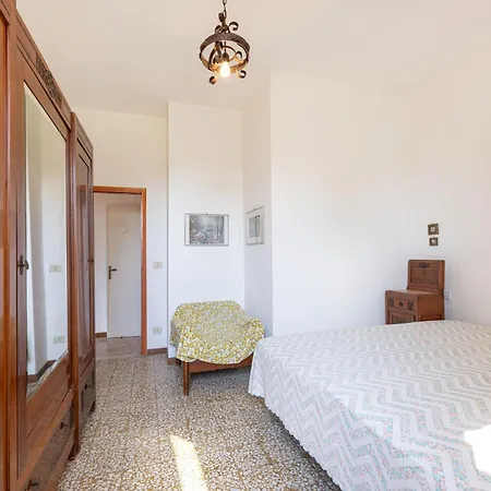 公寓 La Terrazza Sul Forno - Goelba 费拉约港